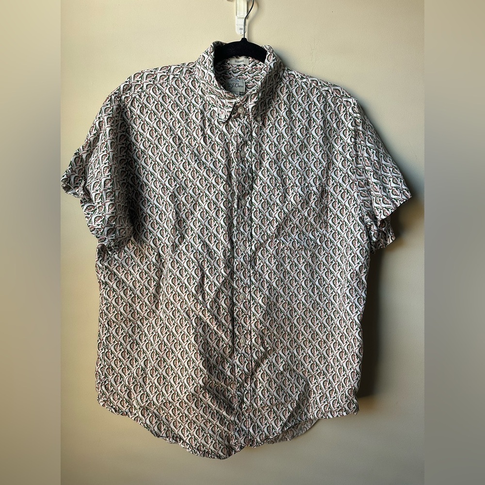 J crew Men’s Button Down Classic Fit  Short-sleeve linen shirt in flower print